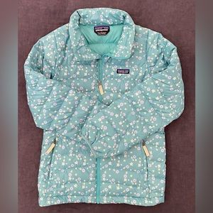 Patagonia Down Sweater. Kids size XL/14.